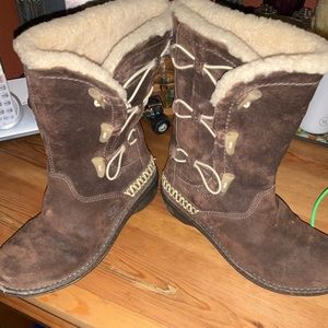 UGG boots very comfortable and stylish